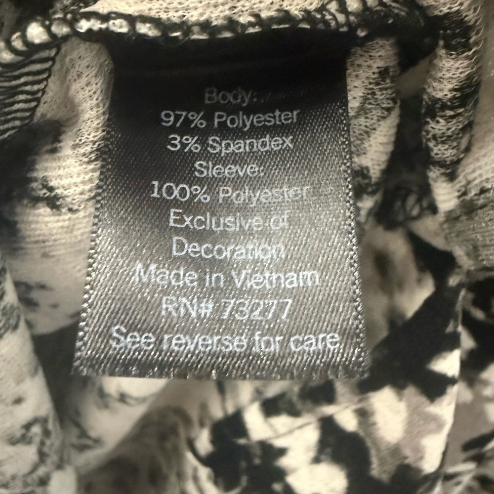 Simply Vera Vera Wang Black, White & Gray Floral Blouse Size XXL Women’s Top - Picture 10 of 15